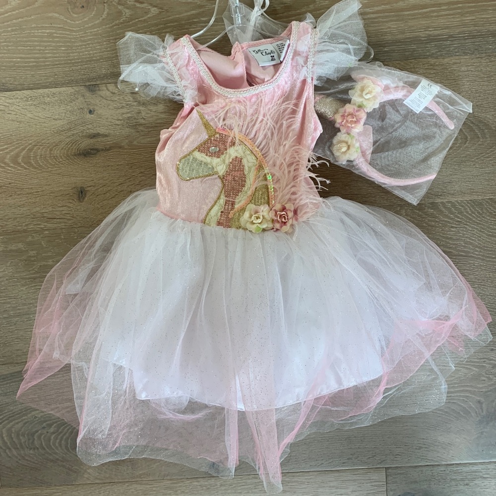 New Toddler Sequined Horse Dress size 4